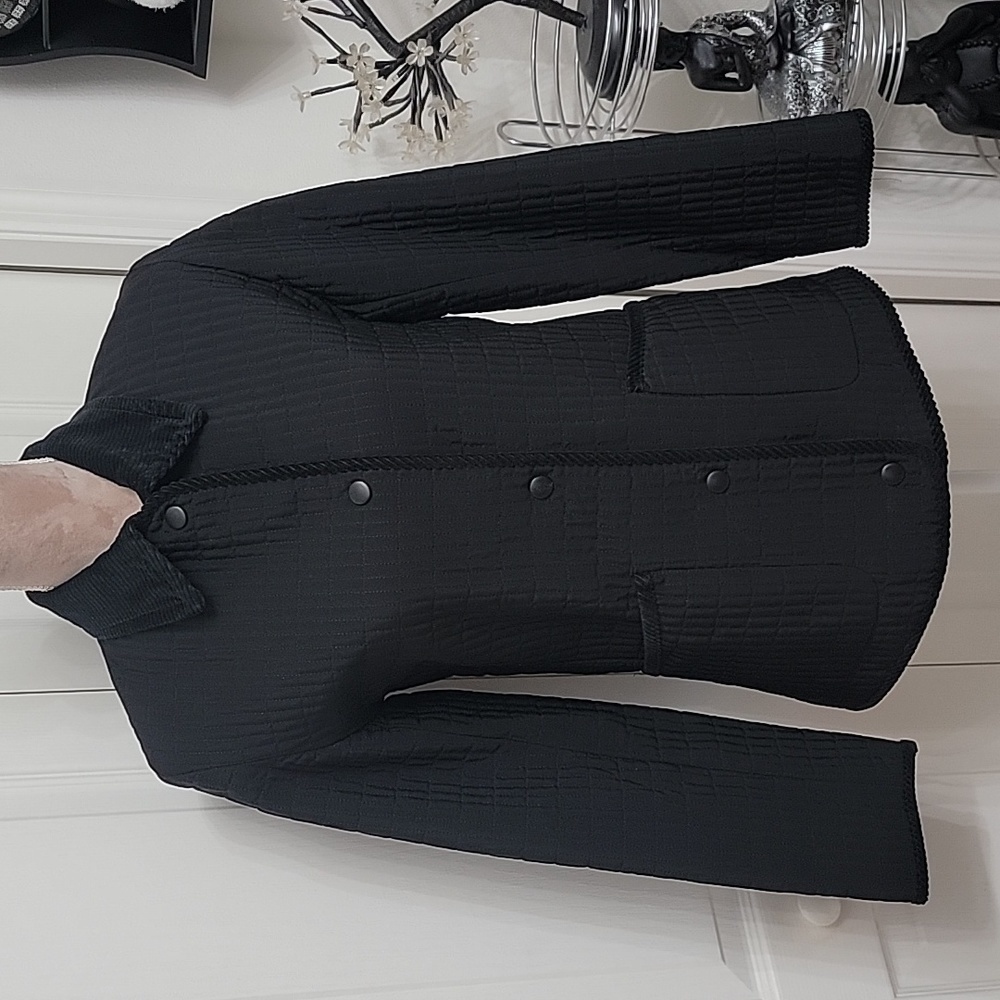 Gallery, Size XS, Black Quilted Fitted Jacket, Front Pockets, Corduroy Collar